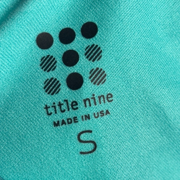 Title Nine Catalina Dress S Racerback Athletic Chevron Blue Shelf Bra - Picture 3 of 7